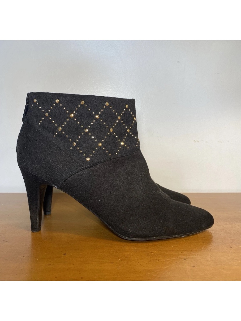 Impo Women's 7.5 Scape Faux Suede Ankle Boots Booties Rhinestones Black Heel